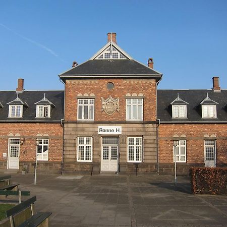 Ronne H Hotel Exterior foto